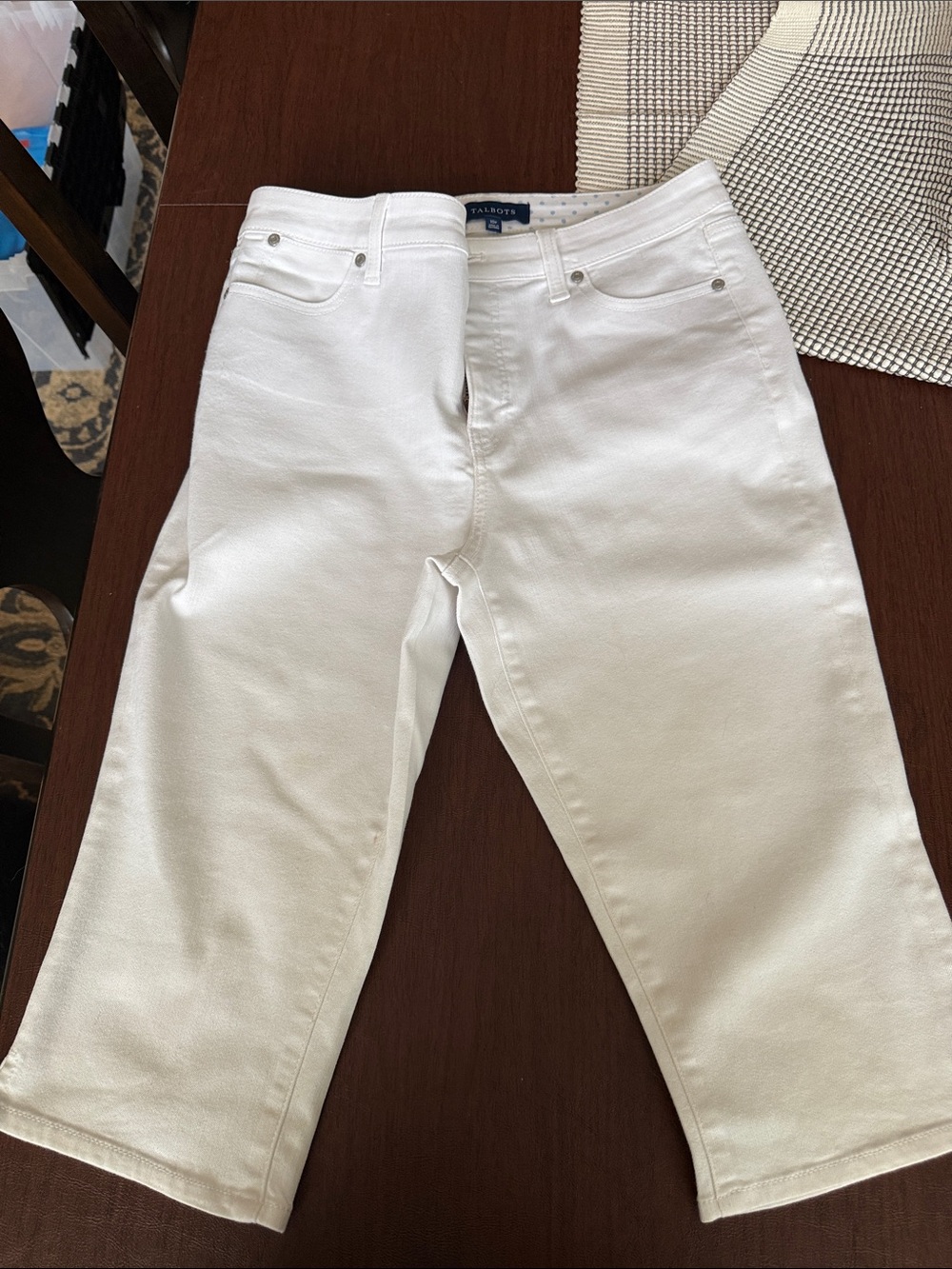 Talbots White Women's Cropped Capris